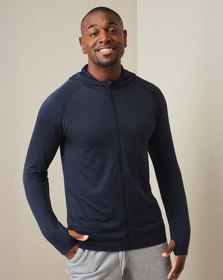 Chaqueta deportiva con capucha para hombres